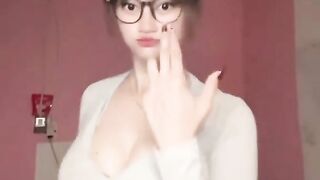 joget dung dung'