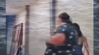 Main bareng boleh, tapi satu badan duduknya? ini tindihan! ???????? #Komedi #Lucu #VideoViral #Hiburan