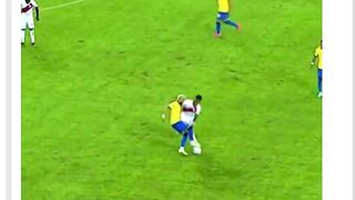 Menurut kalian, apakah Neymar adalah pemain terbaik di Copa America 2021 meski Brasil gagal juara? ????????