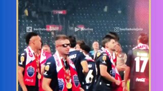 DUNIA DALAM BERITA BIGDEWA