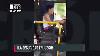 Video genera polémica tras mostrar a adolescente conduciendo supuesto bus en Managua