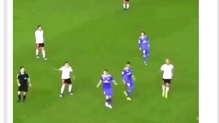 Menurut kalian, duo mana yang lebih mematikan: Marcelo-Ronaldo atau Messi-Alba? ????????