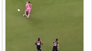 Menurut kalian, apakah Messi di usia 37 tahun adalah versi pemain veteran terbaik sepanjang sejarah? ????????