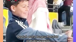 Buah Jatuh Tidak Jauh Dari Pohonnya! Gol Freekick Mateo Ronaldo Bikin Terpukau! ⚽????