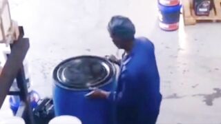 Best prank ever try not to laugh. #Memes #funny #Shorts #viral #Laugh #Daily shorts #Daily videos #Dank memes