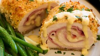 Absolutely delicious Chicken Cordon Bleu  #chicken #easyrecipe #cordonbleu