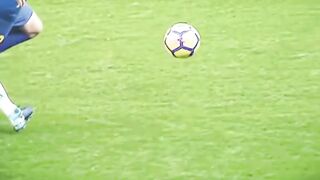 Jordi Alba bahkan tidak melihat Modrić, bagaimana dia bisa melakukan itu? 3