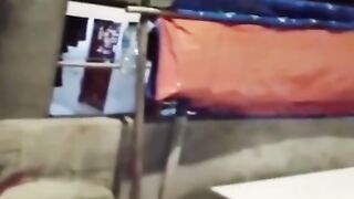 penampakan di atas genteng