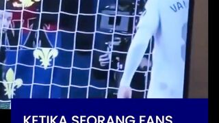 Sang wanita telah kehilangan kehormatan dirinya dan timnya juga meraih kekalahan ????