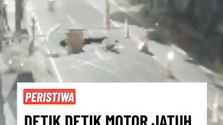 ⚠️???? Sebuah motor nyemplung ke lubang besar di jalan karena melawan arah