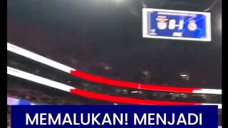 ????​???? Pemandangan yang benar-benar memalukan
