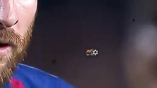 inilah freekick yang membuka ilmuan tidak percaya