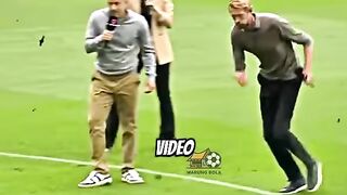 striker paling aneh di primer league