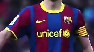 Incredible skills Xavi Hernández