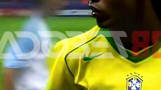 Adobet88 - Aksi Spektakuler Pesepak Bola Dunia..!! 4