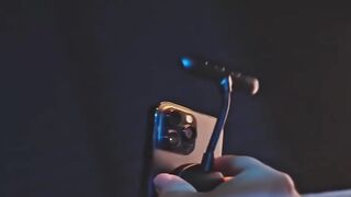 This dual-mode magnetic gadget is a savior for night readers and vloggers!