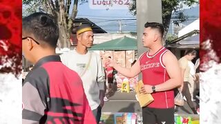 Betul juga kasih sudah itu kacamatanya