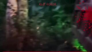 Detik-Detik Kamera Tak Sengaja Rekam Penampakan Pocong Jelas Banget, Langsung Kabur Gak Jadi Kerja!