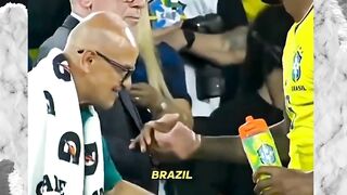 Brasil Menggila di Maracana! Hajar Panama 6-2, Sinyal Bahaya Jelang Lawan Mesir