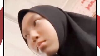???? VIRAL! Video Diduga Pelajar Bermesraan di Lingkungan Sekolah Hebohkan Media Sosial