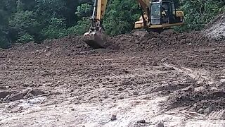 Optimization of Disposal Area by CAT 320D Excavator Through Material Leveling and Arrangement Work