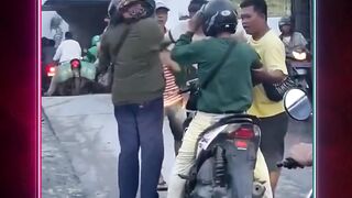 Wanita Hamil Ditendang Preman di Terowongan Tembung ????????