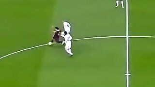 Xavi Hernandez everybody Right Round