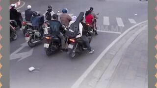 Salah NAik Motor