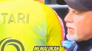 Kelakuan Suarez yang bikin geger dunia sepak bola! ????