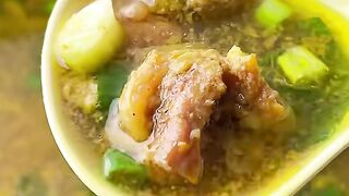 resep Bikin Soto Daging Sapi  Gurih & Ngalduu Banget! ????