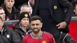 Postingan ini menyoroti visi luar biasa Bruno Fernandes dan penampilannya dengan kompilasi