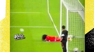 Kehangatan dua mega bintang