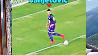 Sudah berjuang 90 menit penuh...