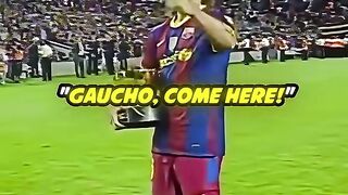 Aksi Memukau Pesepak Bola Dunia! 7