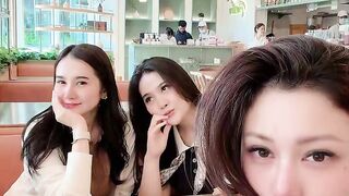 Wanita tidak bercerita