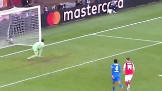 Siapa yang bisa stop Declan Rice kalau lagi mode begini?