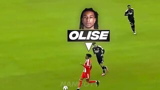 Definisi main bola pakai feeling bukan otot.