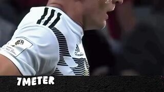 Kroos memiliki ide yang berbeda 3