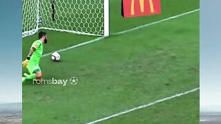 Rekornya gila banget, 100% masuk tanpa pernah gagal sekalipun! ????⚽️