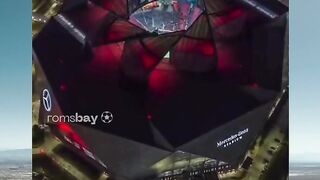 Stadion bola atau markas Avengers? ????????