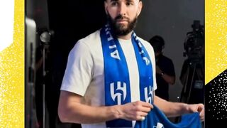 Karim Benzema resmi menyeberang ke Al Hilal