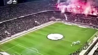 di mana duel AC Milan dan Juventus menjadi puncak taktik, pertahanan kokoh