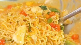 Resep Mi Nyemek Pedas Mantap, Menu Andalan Pas Hujan! ????????