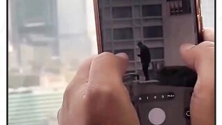 sejauh ini udah ada 3 orang