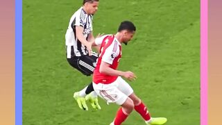 Aksi Ketenangan Bek Arsenal William Saliba Menghadapi Tekanan Lawan