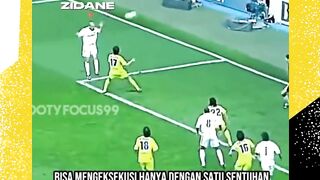Kalau yang ngasih umpan David Beckham