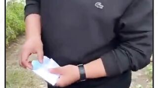 Kasian banget penjual baksonya kena tipu????