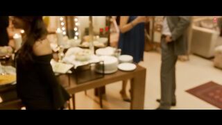 Raj Ke Yahan Sab Kuch Imported Hai | Hindi Medium (Movie Scene)