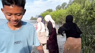 Terlalu bersemangat????????