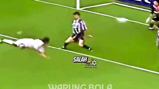 Kiper terbaik menurut buffon bukan buffon! ???? 2